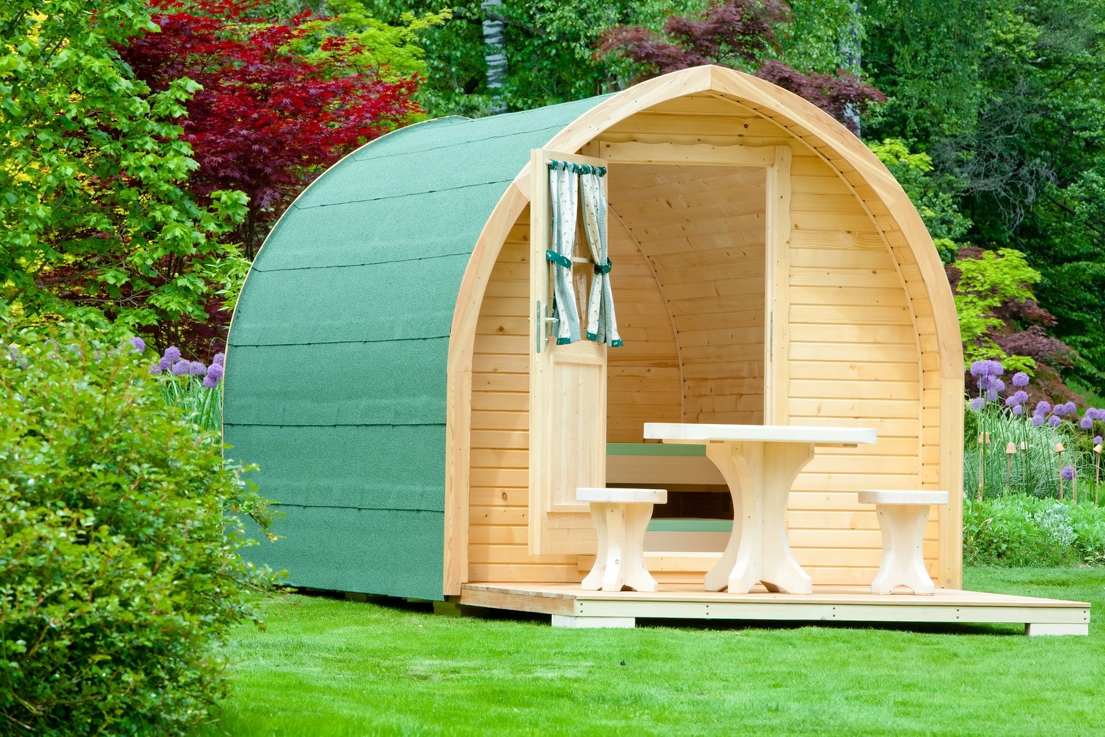 Glamping-Solutions-Igloo-2